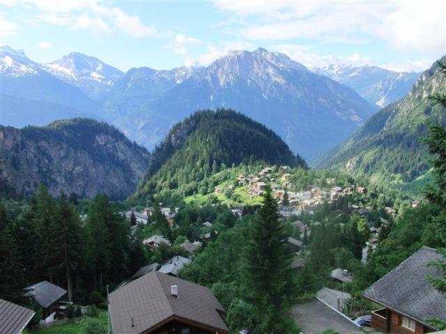 Chalet Ariane Blatten bei Naters Exterior foto